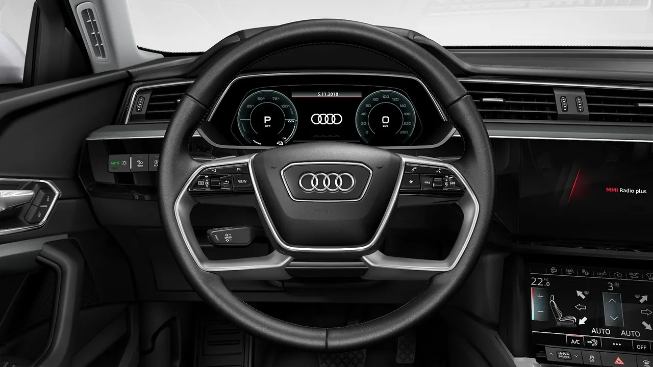 audi-Q8-e-tron-steering-with-cantrol