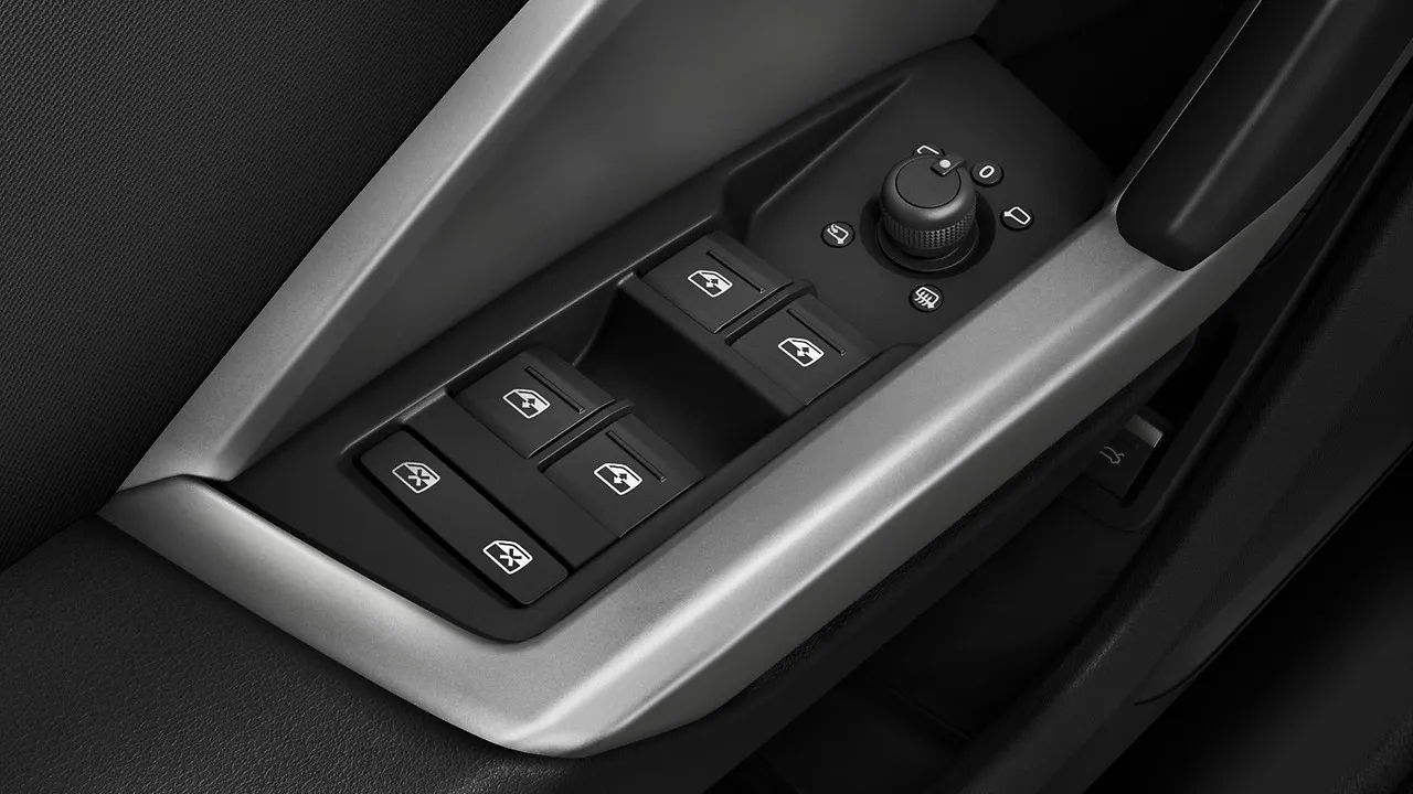 audi-q3-power-window