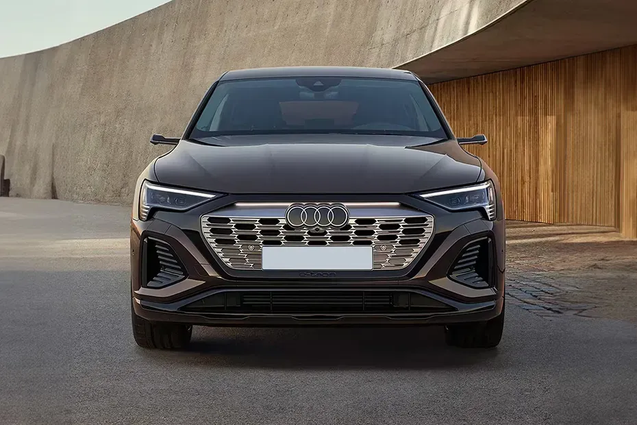 audi-q8-sportback-e-tron-front-view