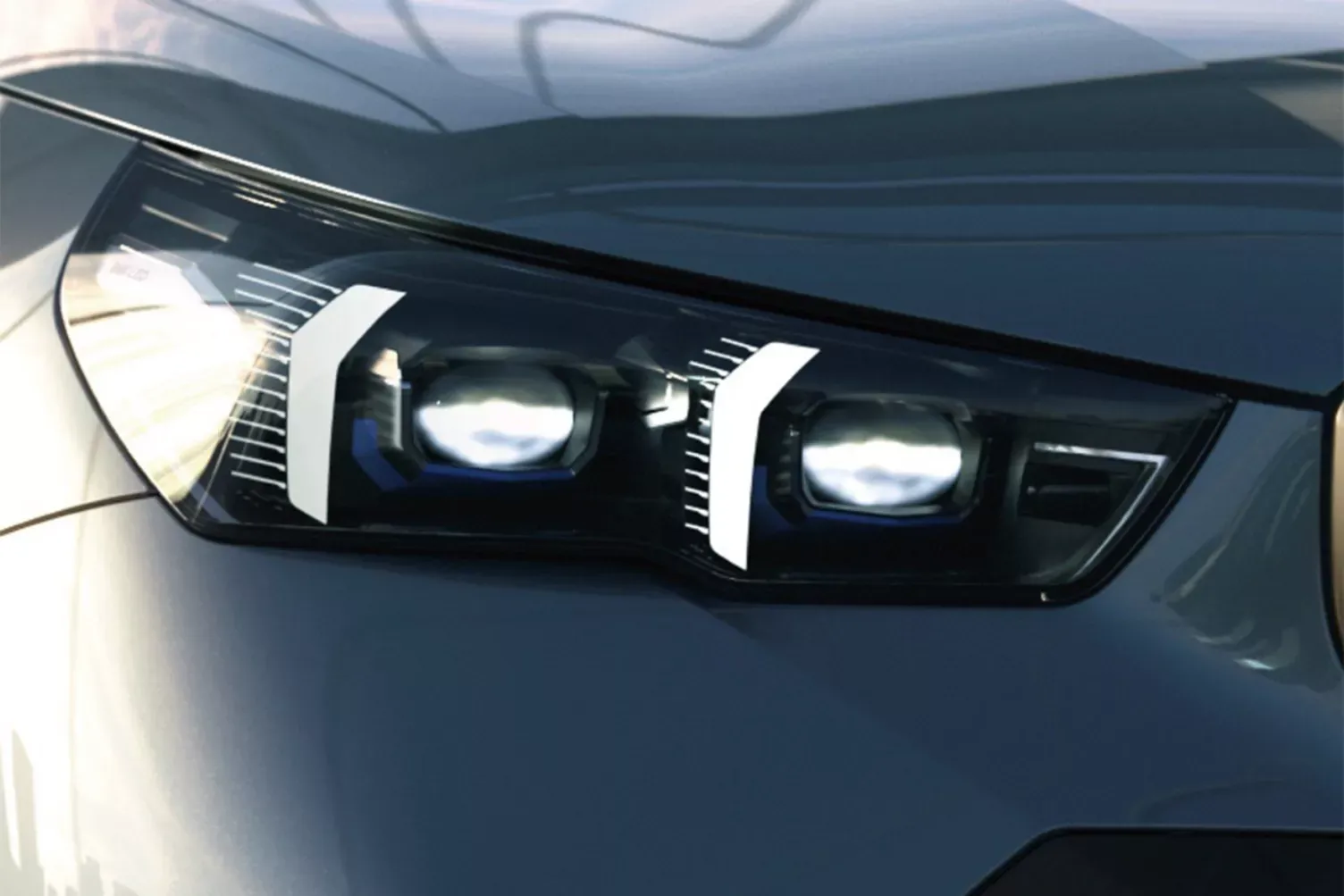 bmw-5-series-headlight