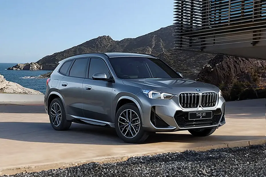 BMW iX1 image