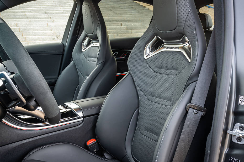 mercedes-benz-amg-c-63-door-view-of-driver-seat-51