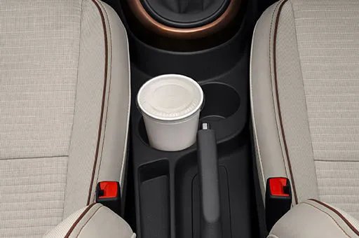 hyundai-aura-cup-holder