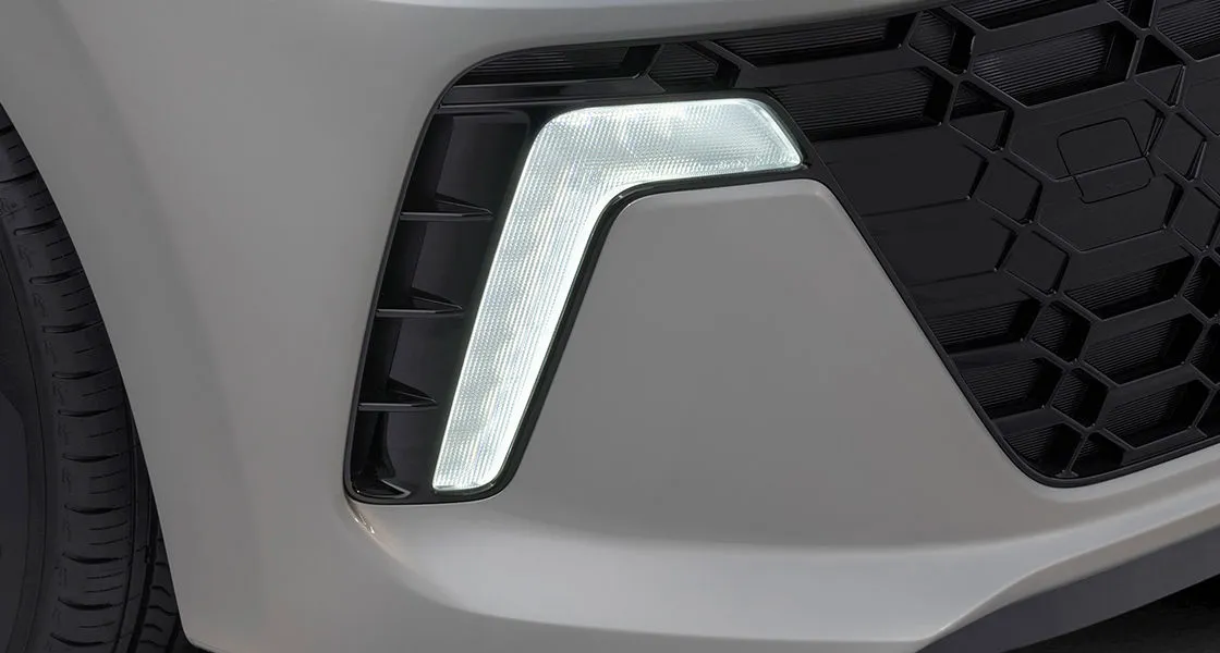 hyundai-aura-daytime-running-light