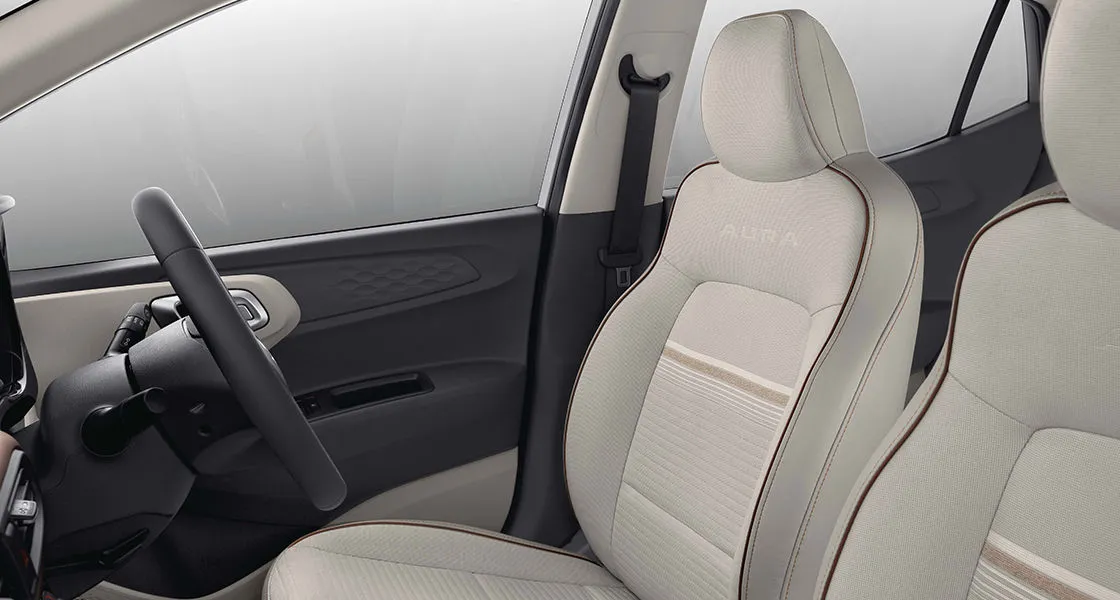 hyundai-aura-front-seats