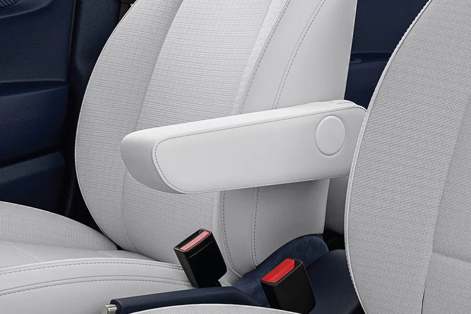 hyundai-exter-front-armrest