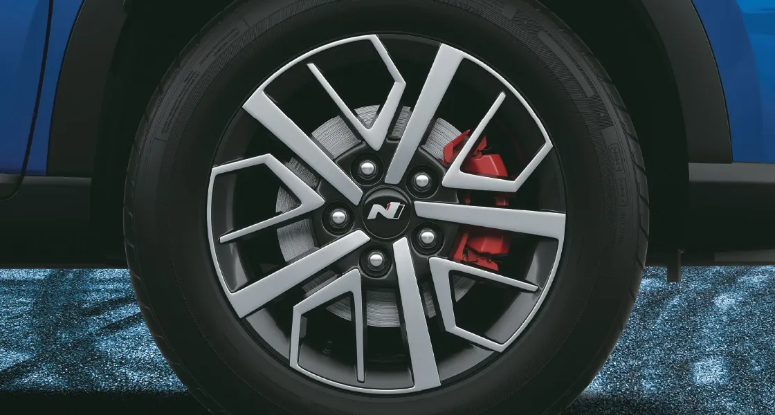 hyundai-venue-n-line-alloy-wheels