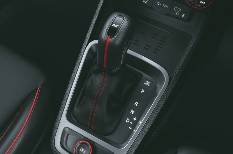 hyundai-venue-n-line-gear-lever