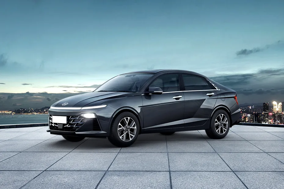Hyundai Verna image