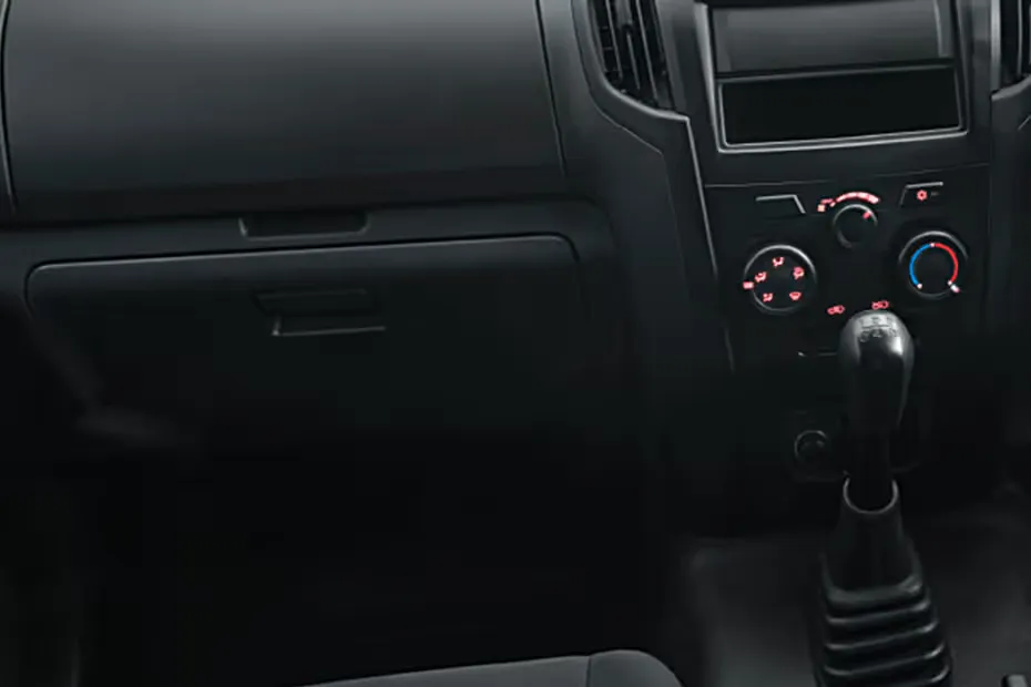 isuzu-d-max-glovebox-