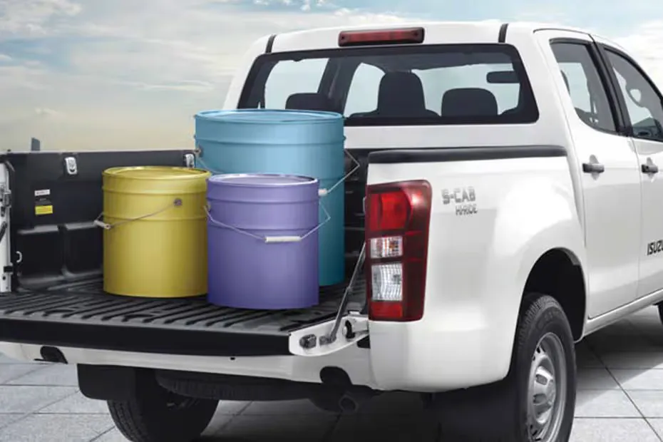 isuzu-s-cab-rear-space