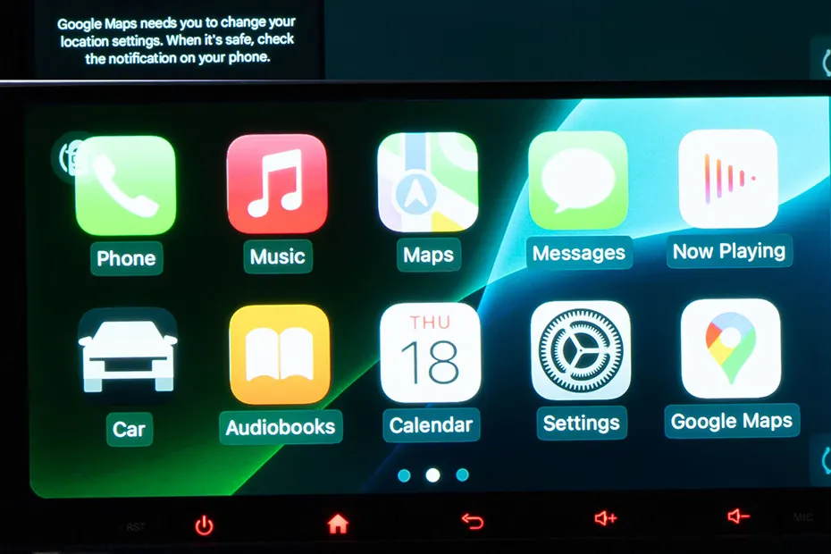 isuzu-v-cross-apple-carplay
