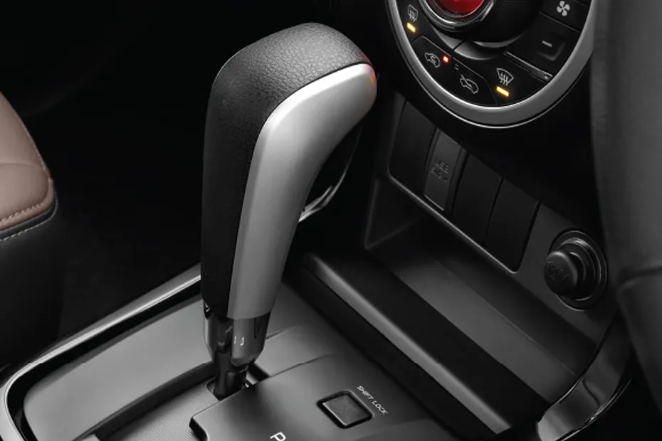 isuzu-v-cross-gear-shifter