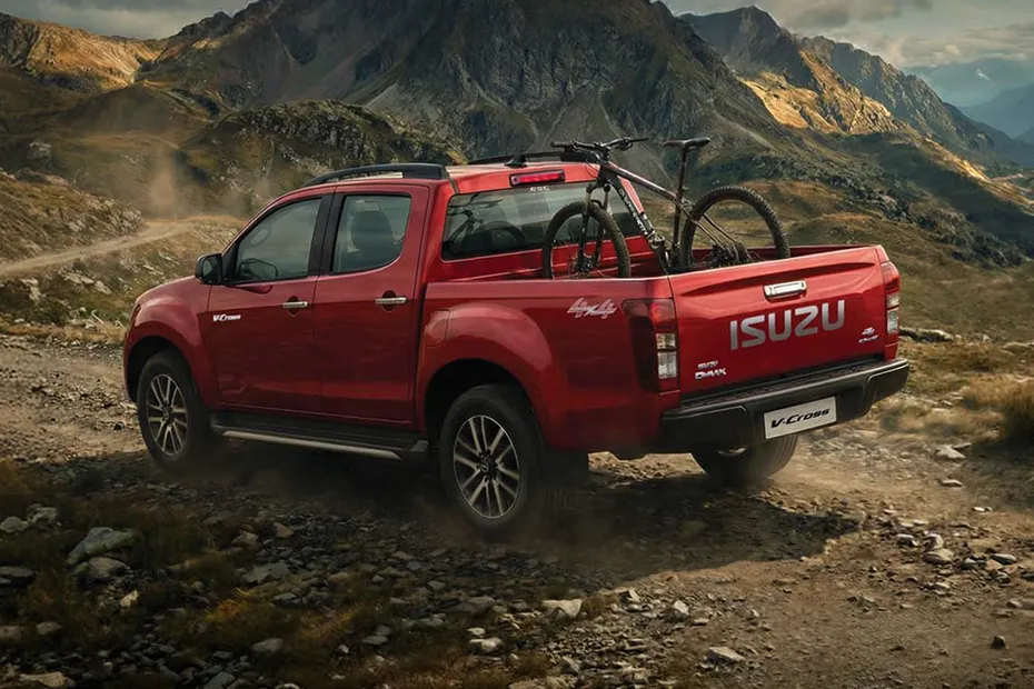 isuzu-v-cross-rear-left-view