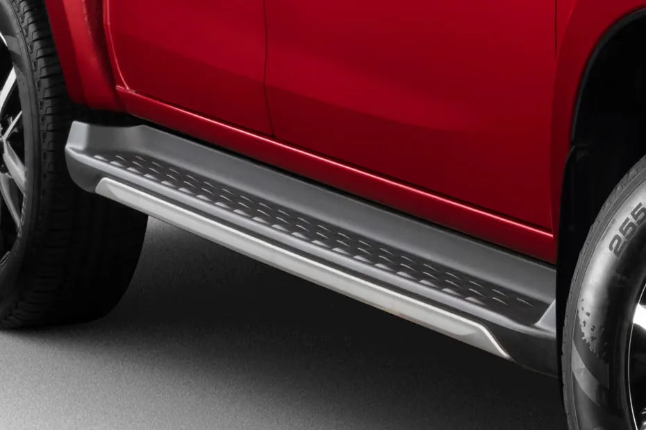 isuzu-v-cross-side-step