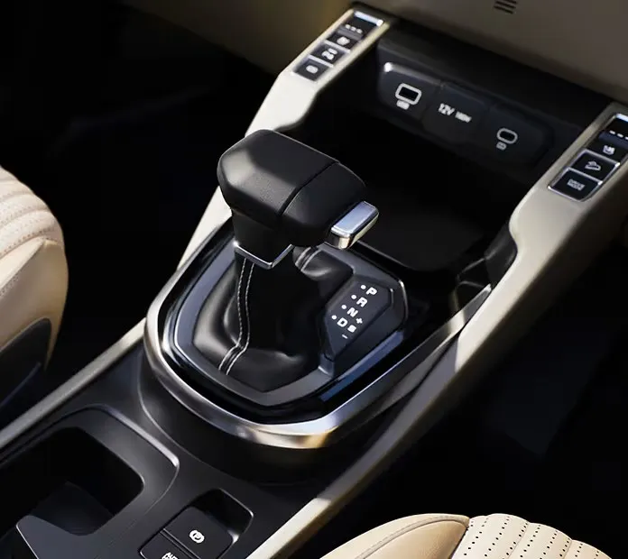 kia-carens-clavis-gear-lever