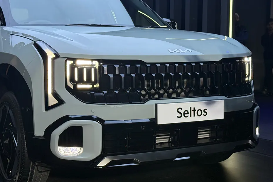 kia-seltos-grille