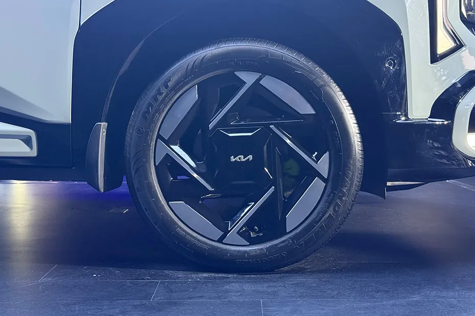 kia-seltos-wheel