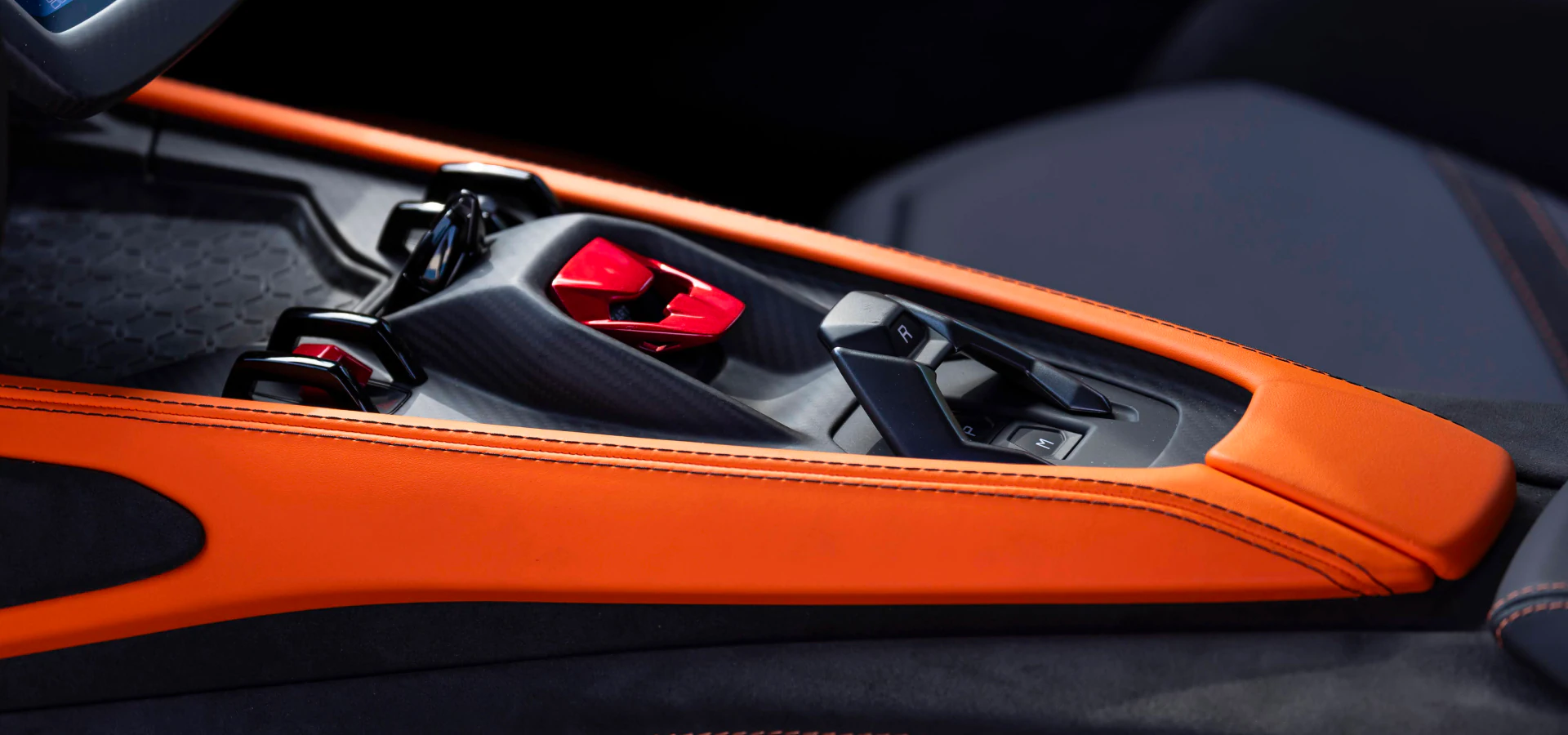 lamborghini-revuelto-gear-shifter