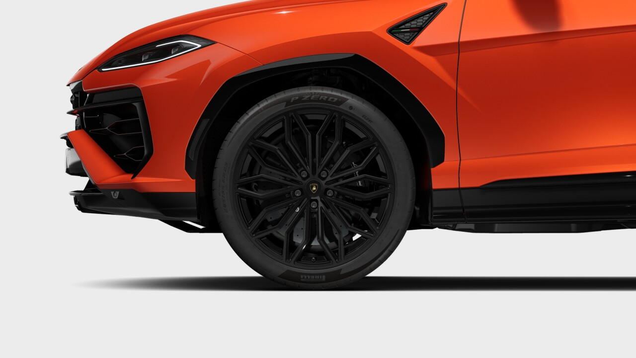 lamborghini-urus-front-wheel
