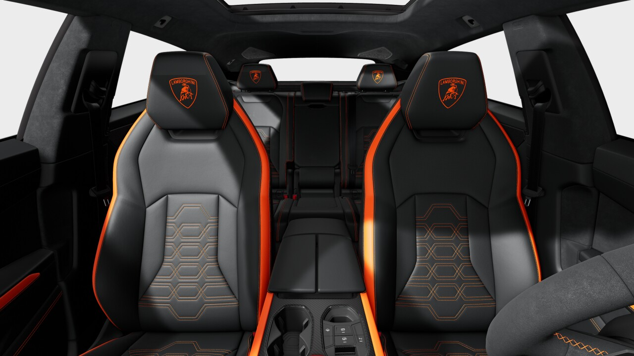 lamborghini-urus-seats