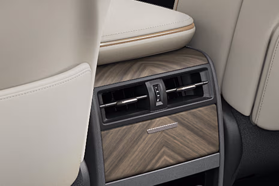 lexus-lm-rear-air-vents