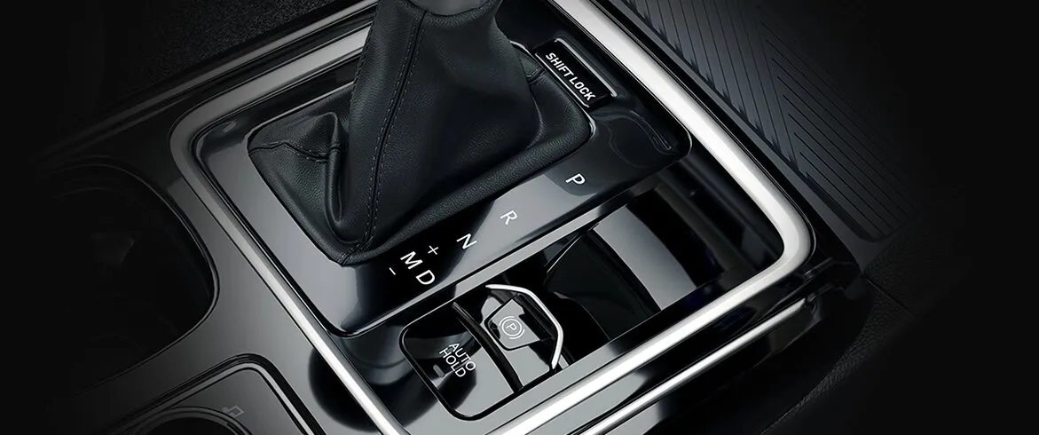 mahindra-XUV-700-gear-lever