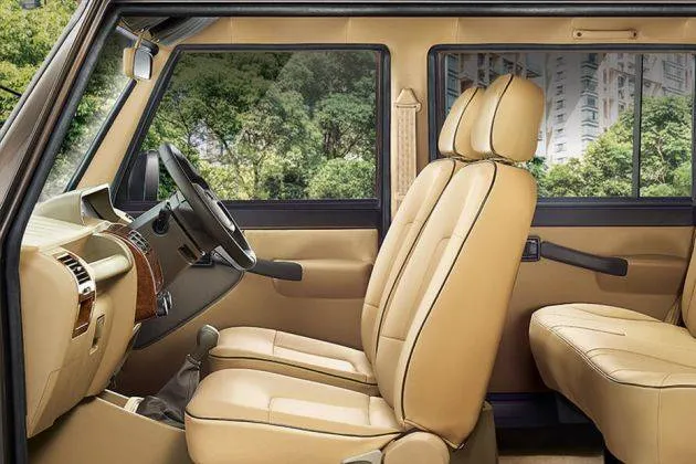 mahindra-bolero-camper-door-view-of-driver-seat