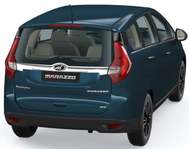 mahindra-marazzo-rear-right-view