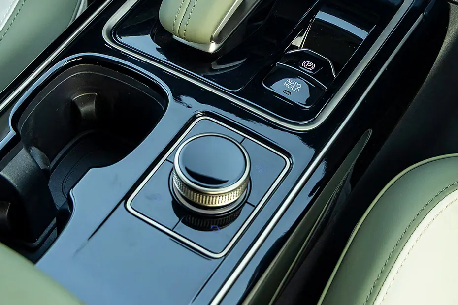 mahindra-xev-9s-drive-mode-selector