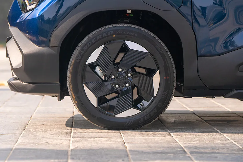 maruti-e-vitara-wheel
