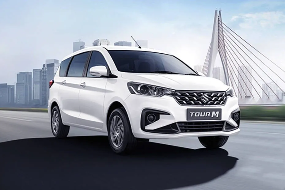 maruti-suzuki-ertiga-tour-front-right-side