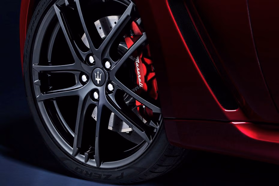 maserati-granturismo-wheel