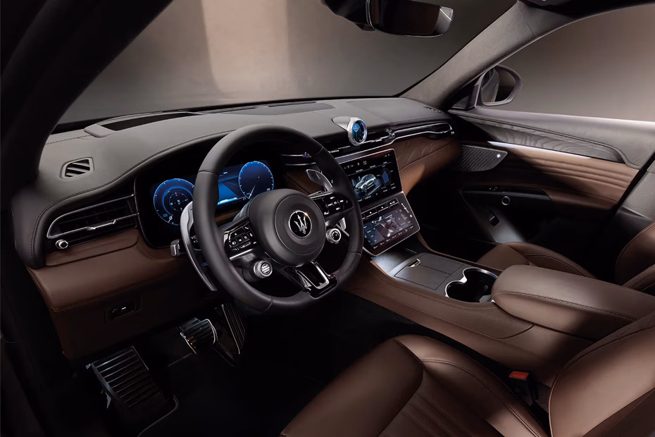 maserati-grecale-dashboard