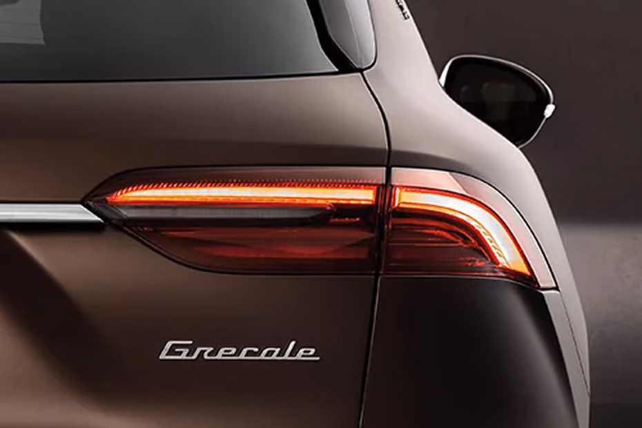 maserati-grecale-taillight