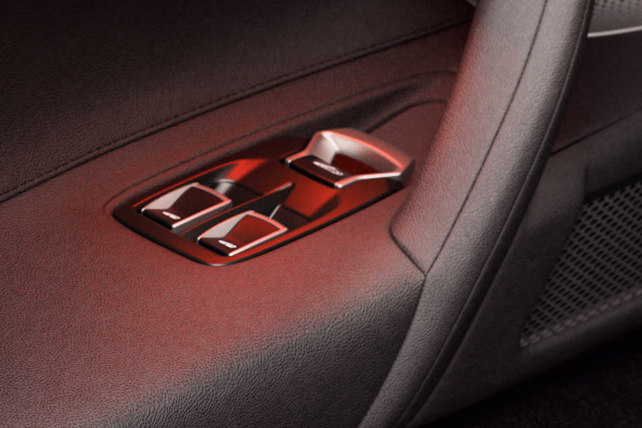 mclaren-750s-window-controls