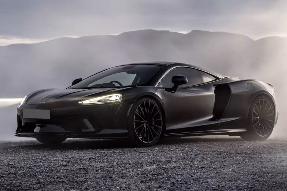 mclaren-gt-front-left-view