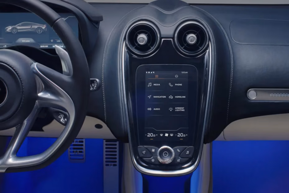 mclaren-gt-infotainment-system