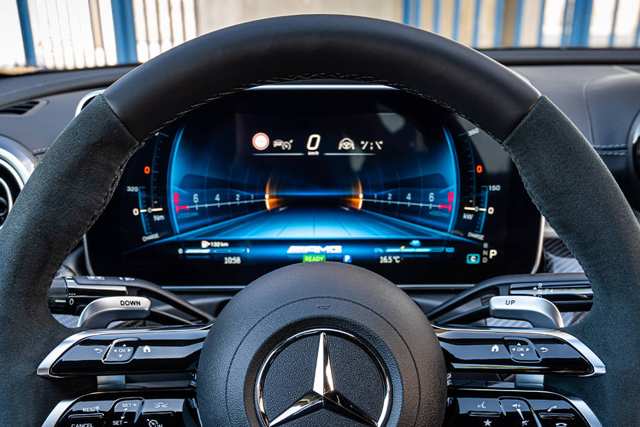 mercedes-benz-amg-c-63-instrument-cluster