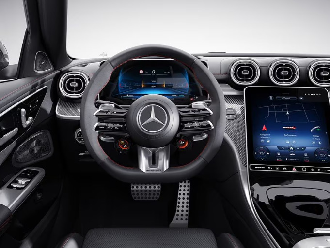 mercedes-benz-amg-c43-steering-with-control