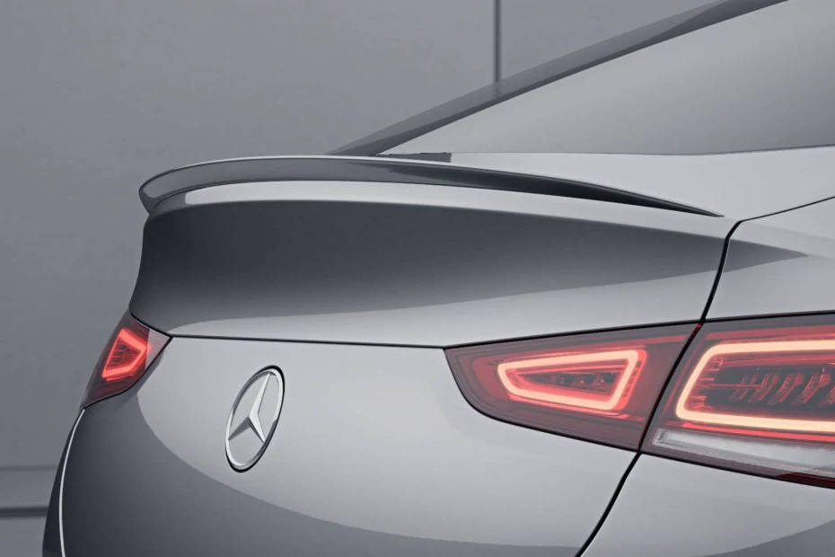 mercedes-benz-amg-gle-53-tail-lamp