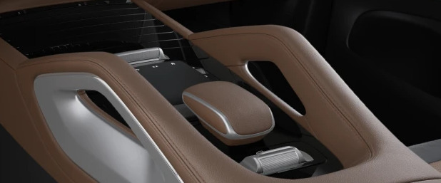 mercedes-benz-amg-gt-4-door-coupe-gear-lever