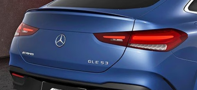 mercedes-benz-amg-gt-4-door-coupe-tail-lamp