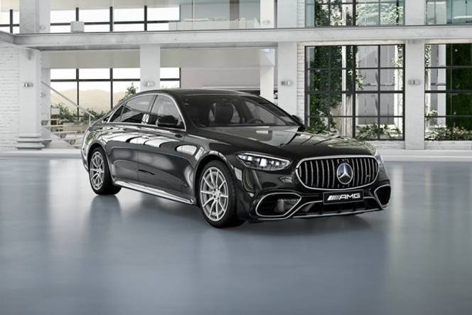 mercedes-benz-amg-s-63-front-right-view