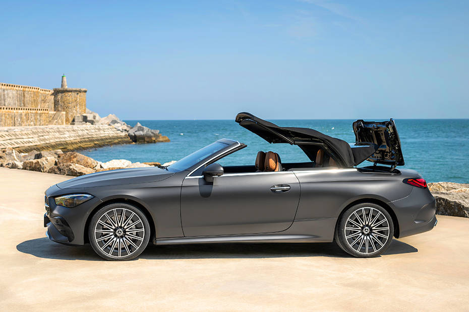 mercedes-benz-cle-cabriolet-left-view