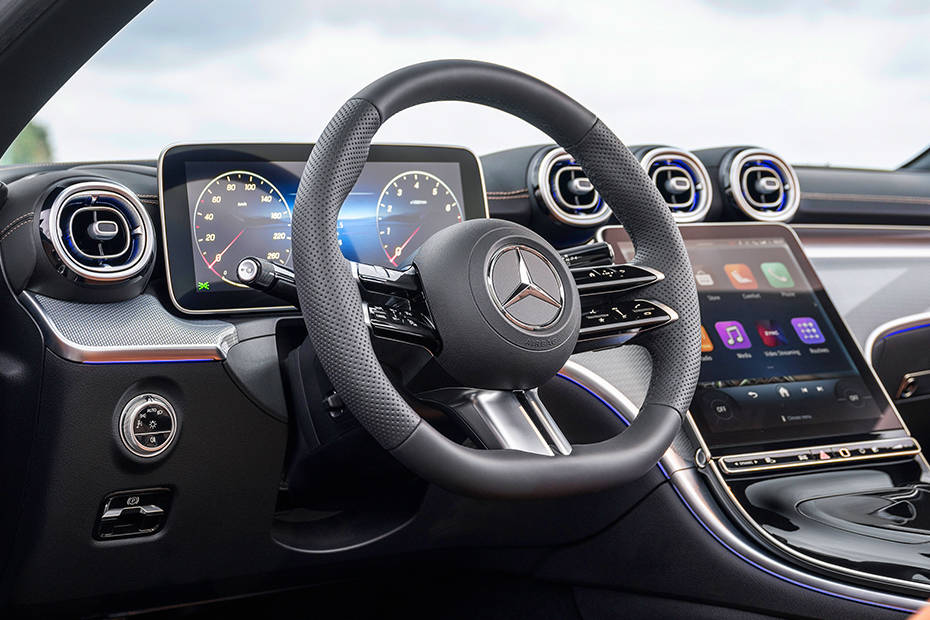 mercedes-benz-cle-cabriolet-steering-wheel