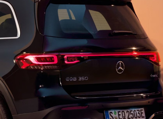mercedes-benz-eqb-tail-lamp
