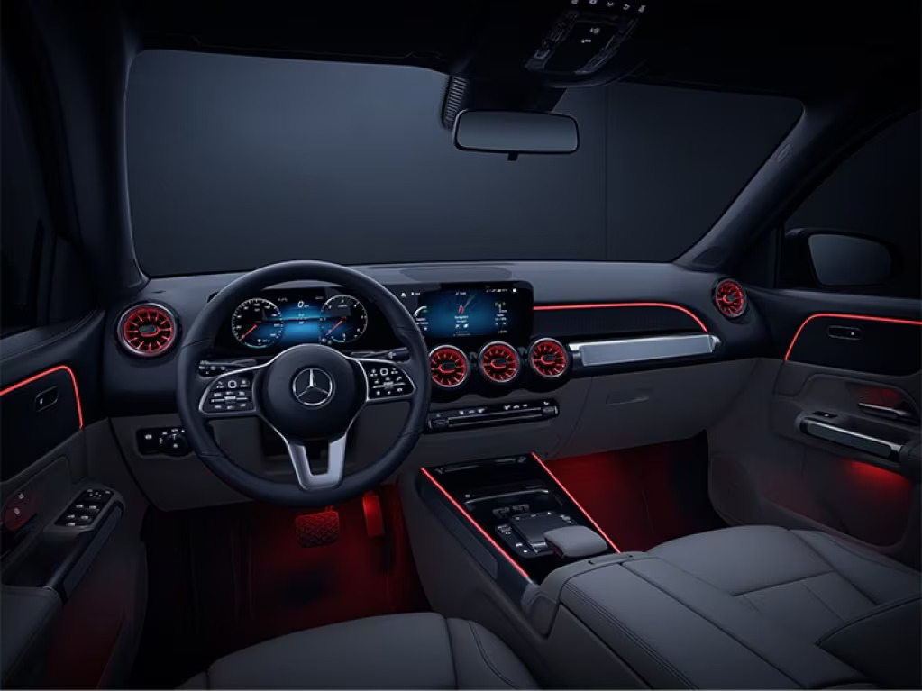 mercedes-benz-glb-dash-board