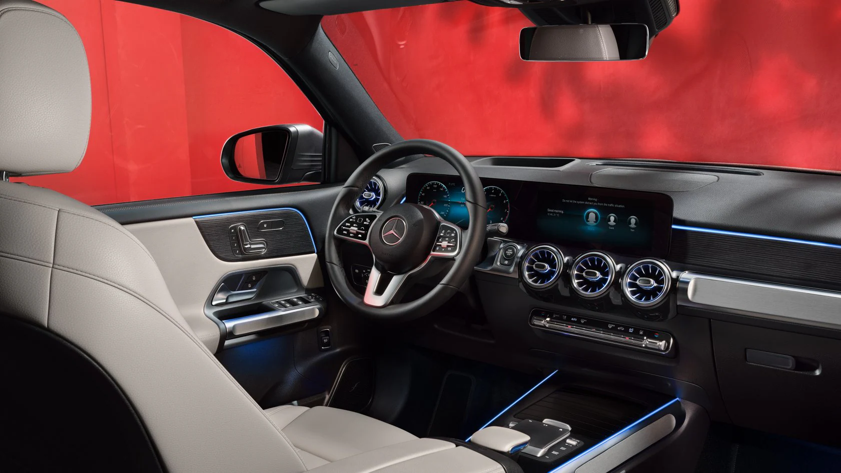 mercedes-benz-glb-dashboard