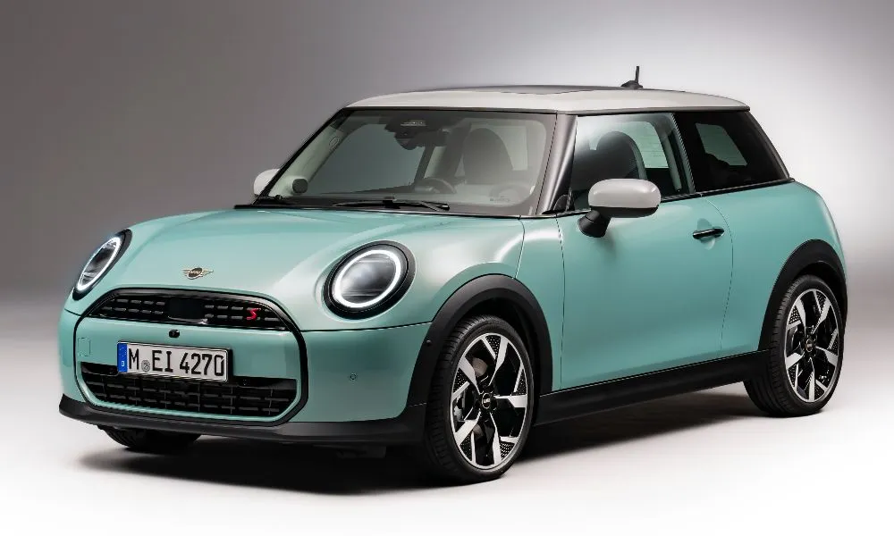 Mini Cooper 3 DOOR thumbnail